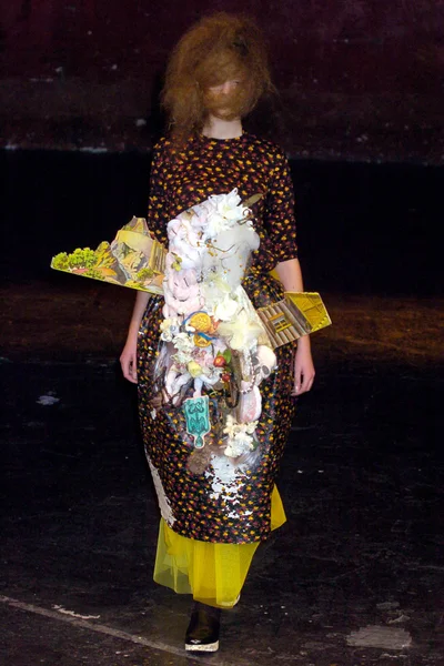 Look 29